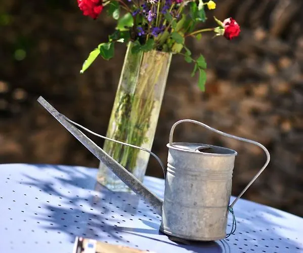 Frühstückspension Domaine Lagardelle 3*